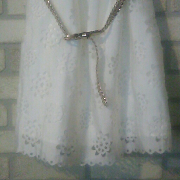Bisou Bisou super cute white summer dress size 6 - Picture 2 of 7